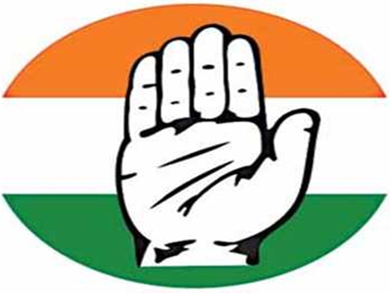 कांग्रेस में कार्यकर्ता बन गए नेता, पार्टी की बढ़ी चिंता