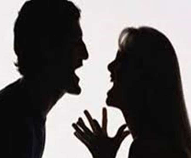 पत्नी बोली- मैं नहीं चुड़ैल करती है सासू मां की पिटाई, फैमिली कोर्ट में पहुंचा अजीब मामला