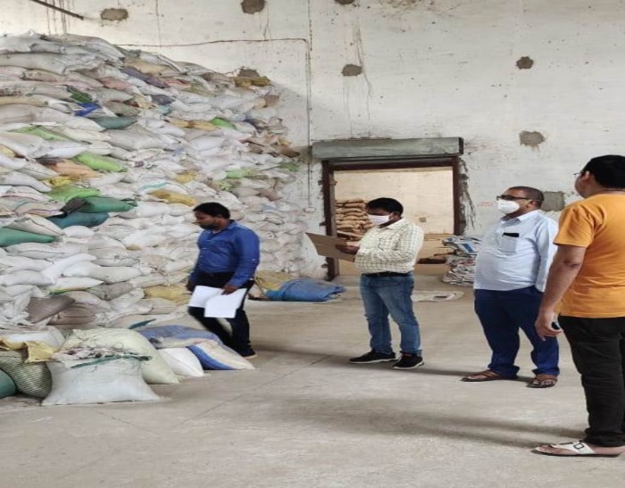 छत्तीसगढ़ : राइस मिलों पर बड़ी कार्रवाई, 3 करोड़ 35 लाख का धान, चावल और कनकी जब्त