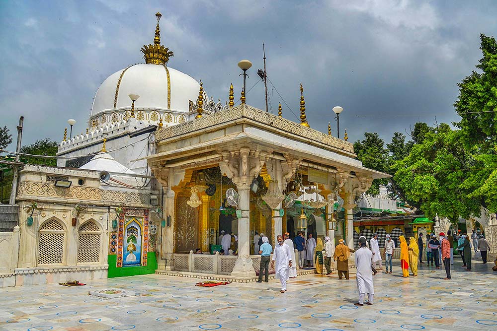 हर एक की मुरादें पूरी करते हैं ख्वाजा साहब, तभी तो सभी धर्मों के श्रद्धालु दरगाह पर खिँचे चले आते हैं