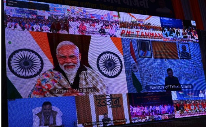 प्रधानमंत्री जनजाति आदिवासी न्याय महा अभियान योजना अंतर्गत कार्यक्रम में पहाड़ी कोरवा महिला से प्रधानमंत्री मोदी  ने किया संवाद...