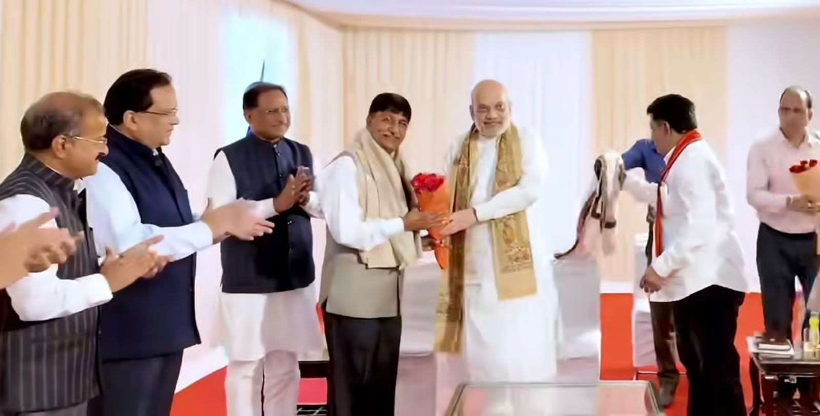 नक्सलवाद पर ऐतिहासिक जीत: केंद्रीय गृह मंत्री अमित शाह ने नायकों को दी बधाई, जल्द छत्तीसगढ़ दौरे की घोषणा....